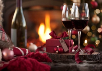 Rượu vang cho bữa tiệc Giáng Sinh – Gợi ý chọn vang hoàn hảo cho mùa lễ hội
